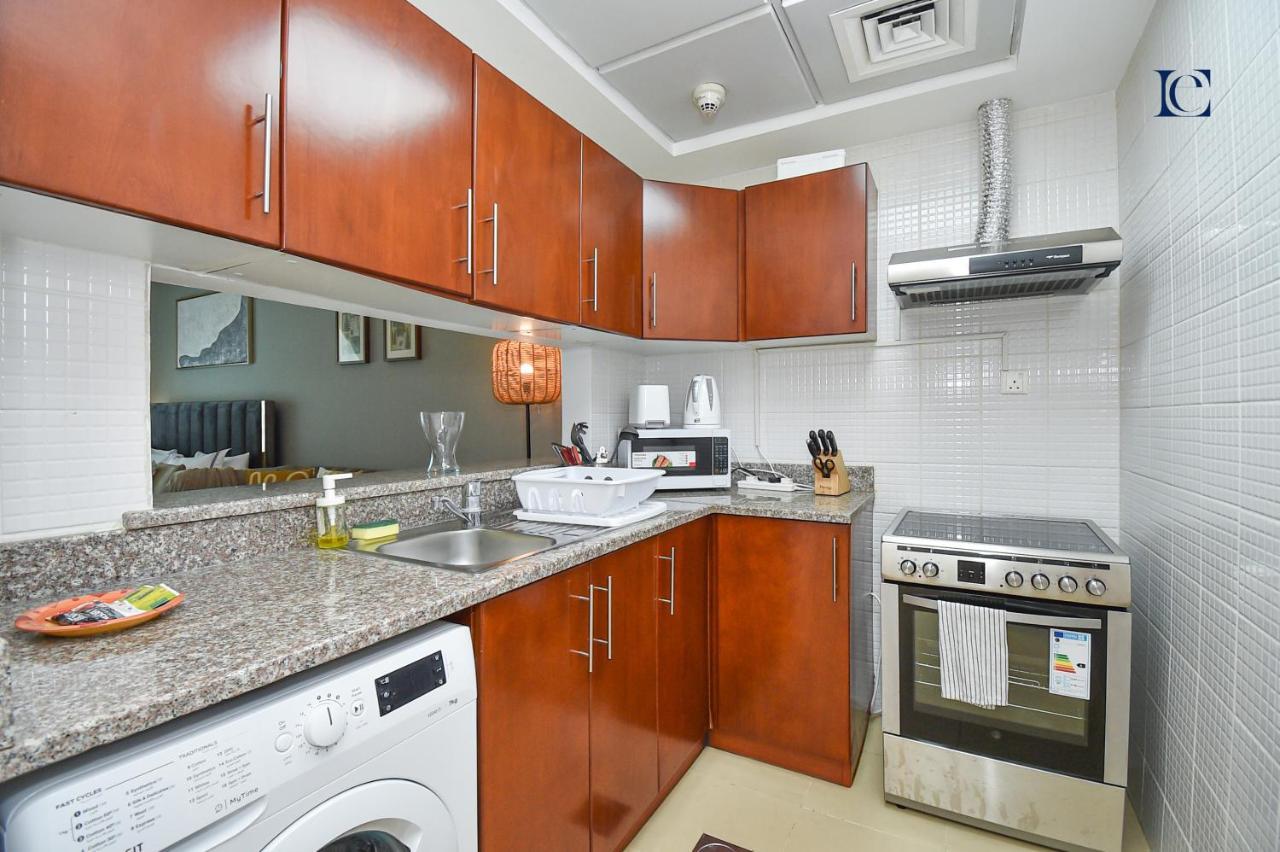 Luxury Escapes - Modern Studio Near Metro In X1 Tower Jlt Dubai Exteriör bild